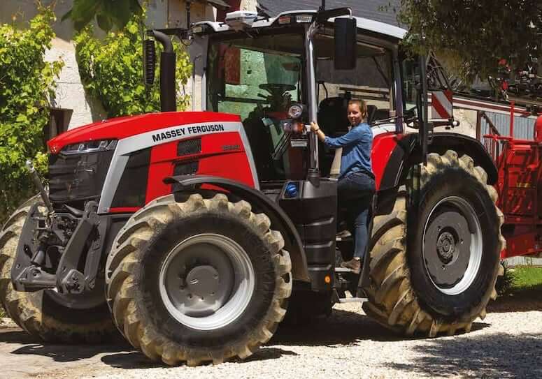 ТТХ Massey Ferguson MF 8S.245